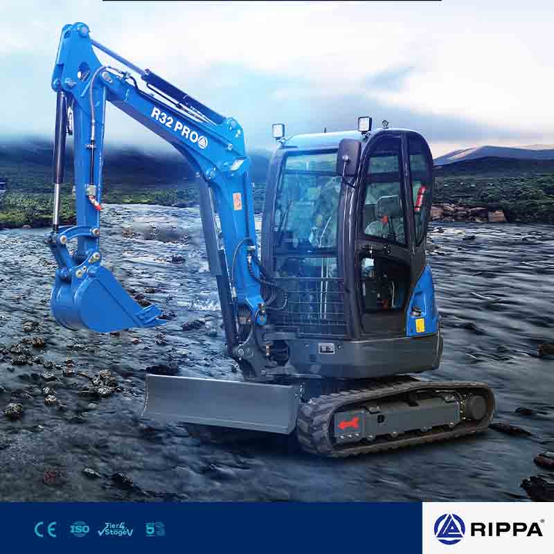 Rippa R32 Mini Excavator vs. SANY SY35U